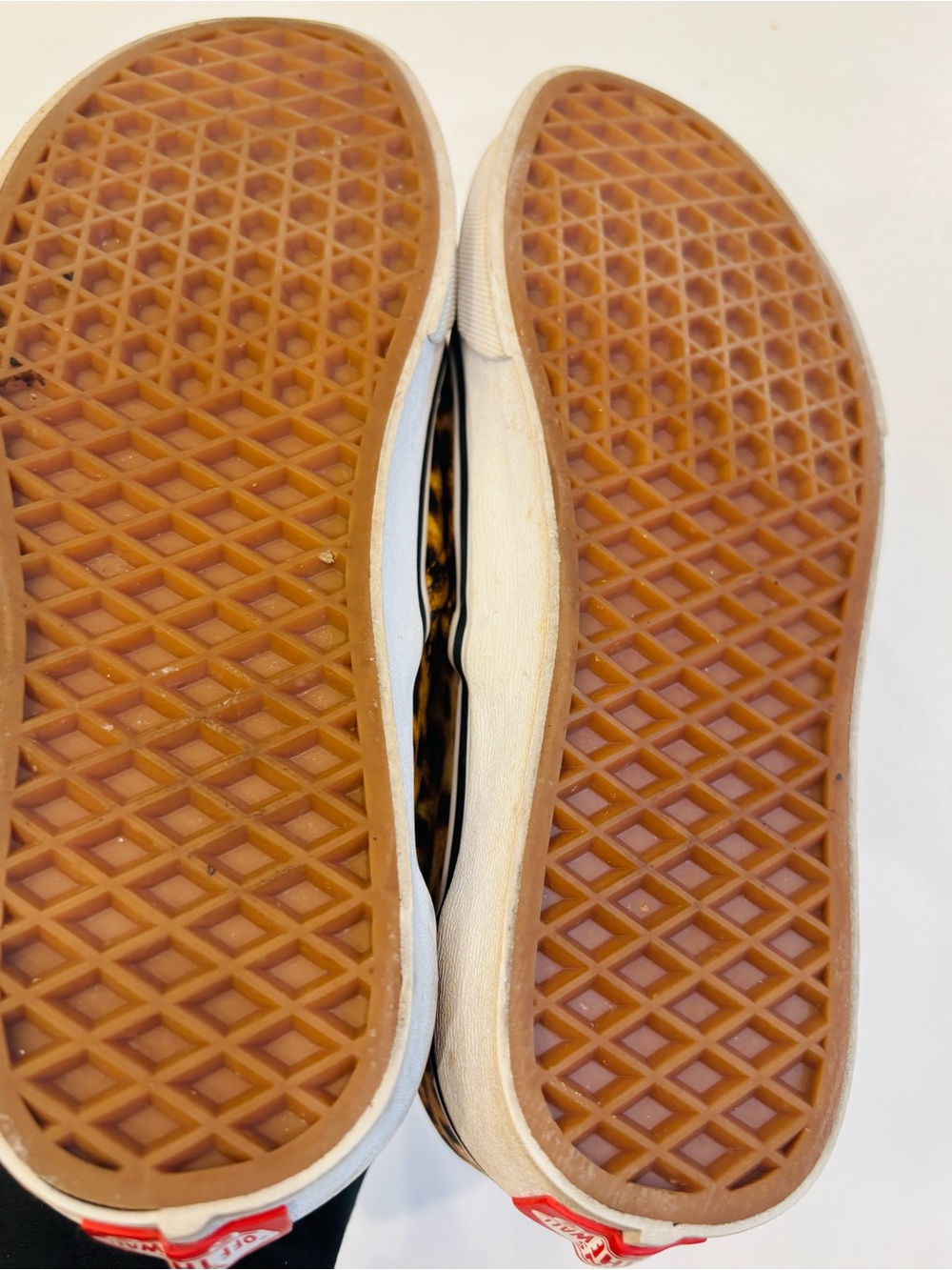 Vans Leopard Print Slip-On Sneakers - tan/black size 7 - Picture 7 of 9